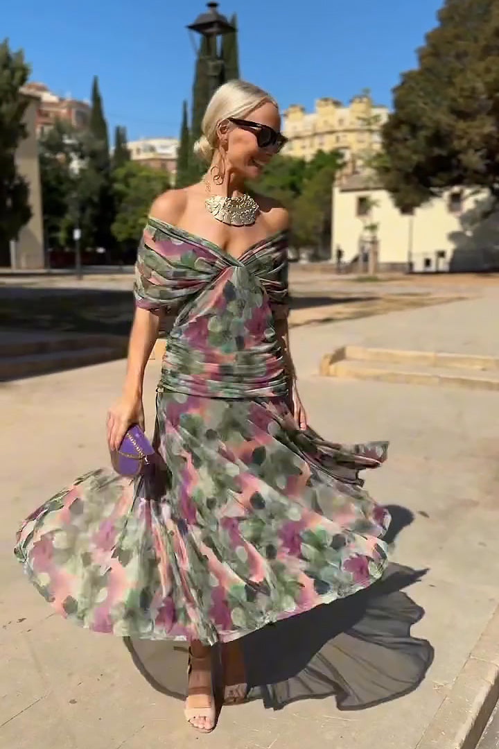 Novarente™ Elegant Maxi Dress with V-Neck for Special Occasions