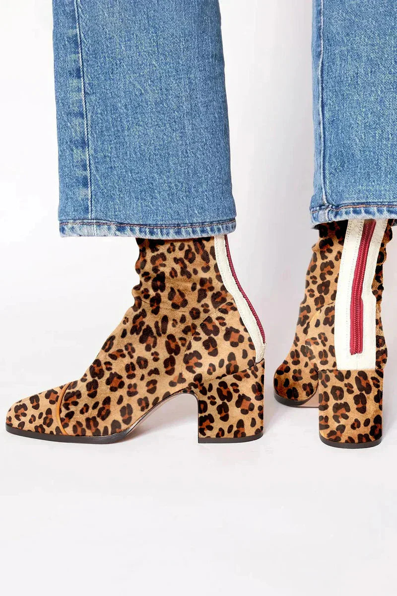 Calíra™ Elegant Heeled Suede Ankle Boots