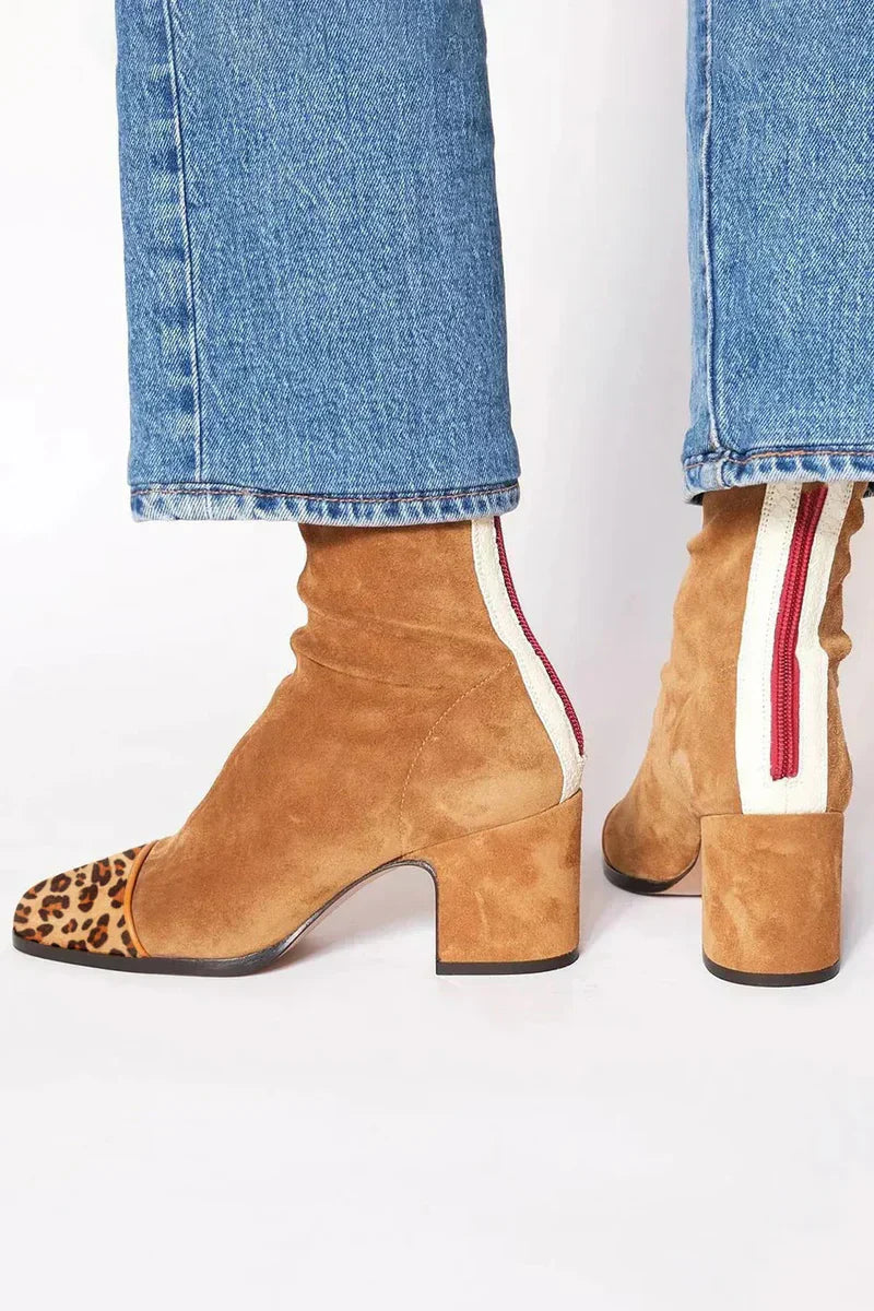 Calíra™ Elegant Heeled Suede Ankle Boots